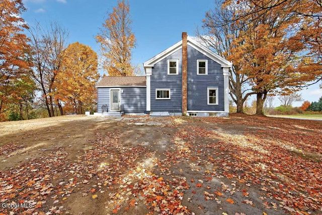 48 McBride Road, Halfmoon, NY 12118