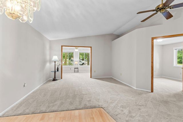 659 Belland Avenue, Vadnais Heights, MN 55127
