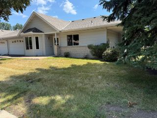 659 Belland Avenue, Vadnais Heights, MN 55127