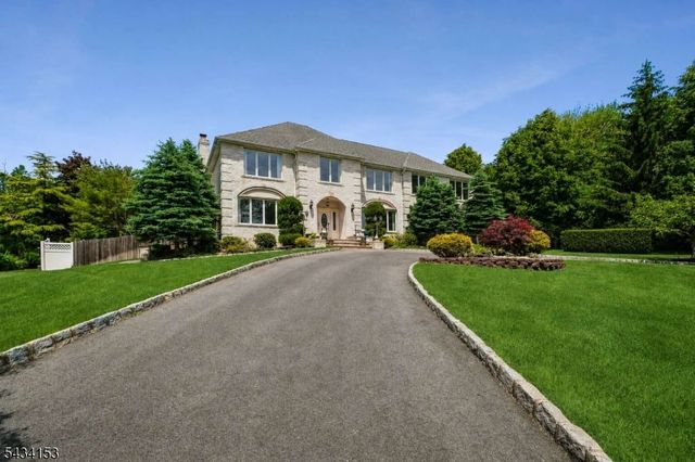 1 Winchester Dr, Scotch Plains Twp., NJ 07076