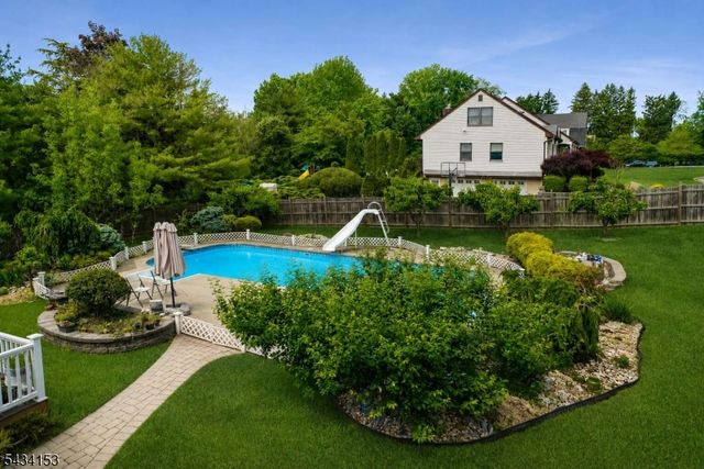 1 Winchester Dr, Scotch Plains Twp., NJ 07076