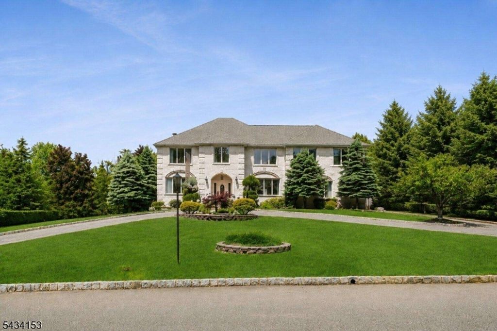 1 Winchester Dr, Scotch Plains Twp., NJ 07076