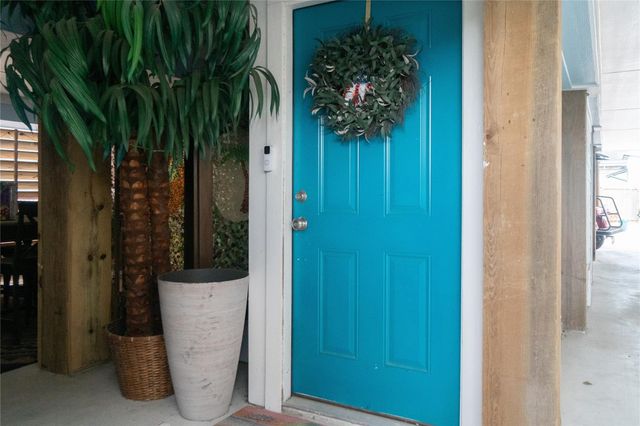 4309 K Avenue, Galveston, TX 77550