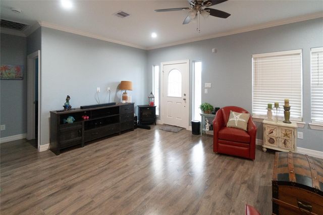 4309 K Avenue, Galveston, TX 77550