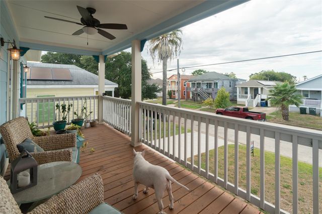 4309 K Avenue, Galveston, TX 77550