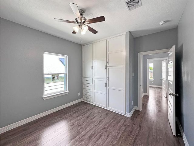 4309 K Avenue, Galveston, TX 77550