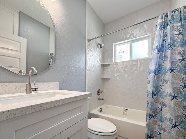 4309 K Avenue, Galveston, TX 77550
