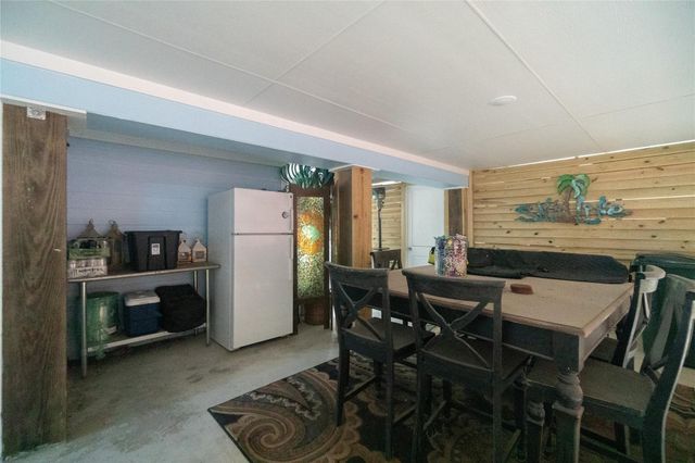 4309 K Avenue, Galveston, TX 77550
