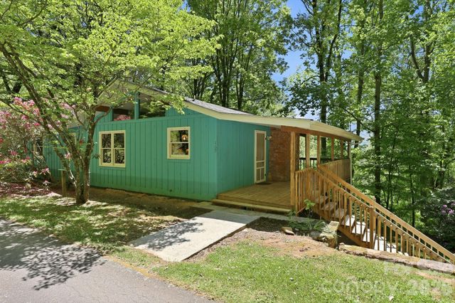 169 Sleepy Hollow Lane, Canton, NC 28716