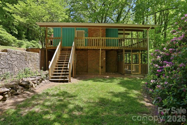 169 Sleepy Hollow Lane, Canton, NC 28716