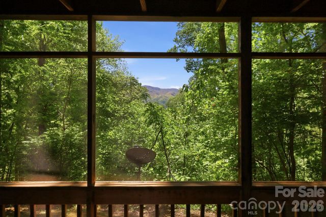 169 Sleepy Hollow Lane, Canton, NC 28716