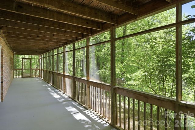 169 Sleepy Hollow Lane, Canton, NC 28716