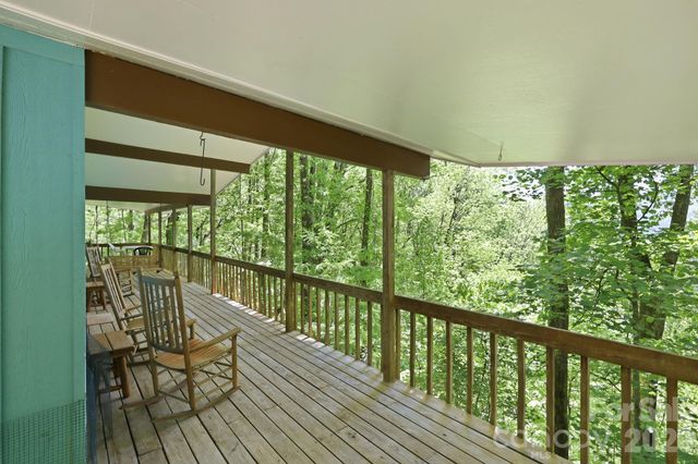 169 Sleepy Hollow Lane, Canton, NC 28716