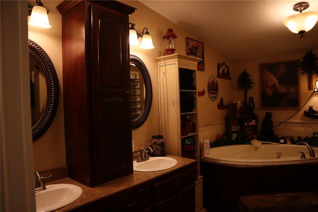 16123 Fruitwood Road, Gravette, AR 72736