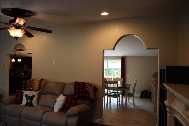 16123 Fruitwood Road, Gravette, AR 72736