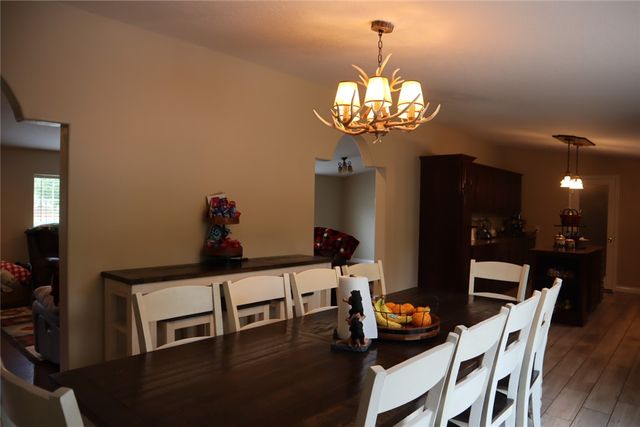 16123 Fruitwood Road, Gravette, AR 72736