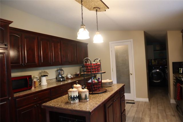 16123 Fruitwood Road, Gravette, AR 72736