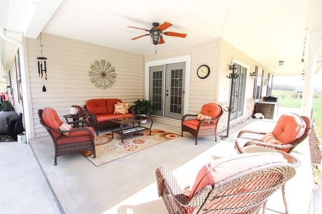 4134 Hickory Valley Rd, Sparta, TN 38583