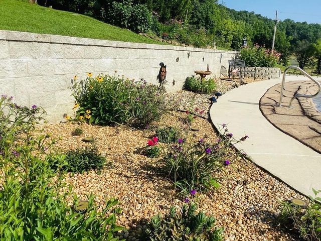 4134 Hickory Valley Rd, Sparta, TN 38583