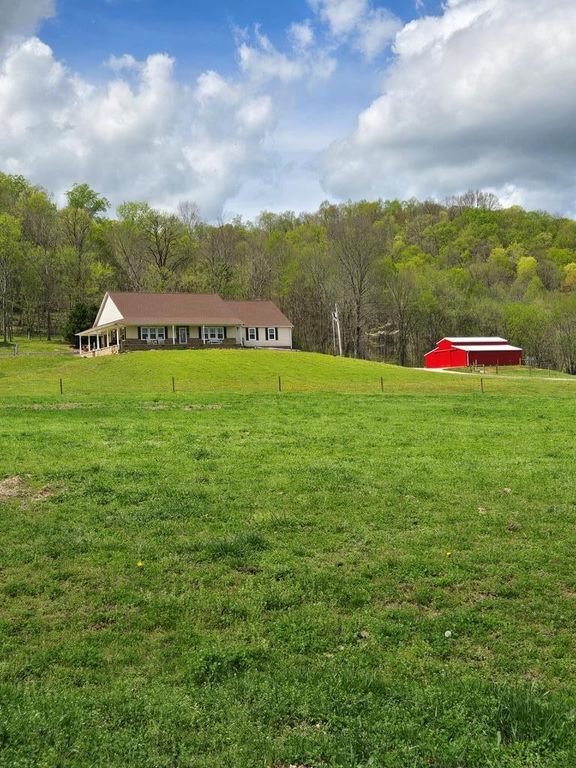 4134 Hickory Valley Rd, Sparta, TN 38583
