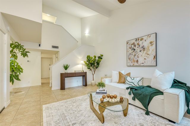 2500 Enfield RD 9, Austin, TX 78703