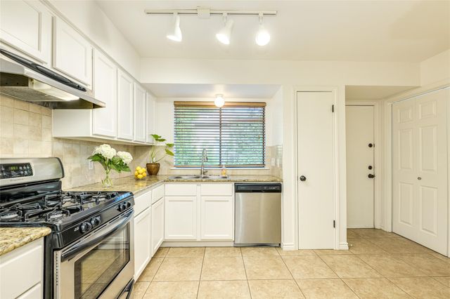 2500 Enfield RD 9, Austin, TX 78703