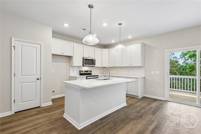 111 Annoula Way, Savannah, GA 31419