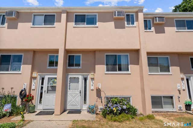 560 Shennecossett Road B54, Groton, CT 06340