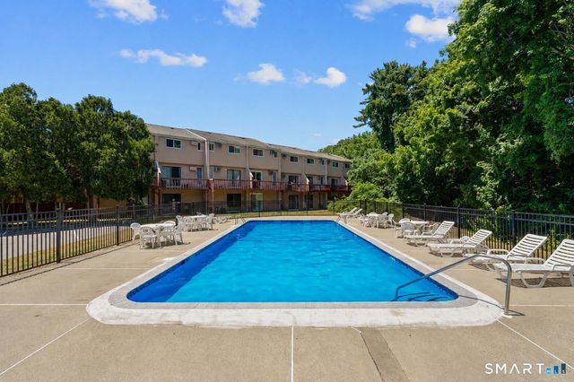 560 Shennecossett Road B54, Groton, CT 06340
