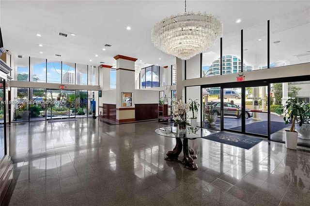 7601 E Treasure Dr 2222, North Bay Village, FL 33141