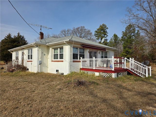 24806 Sawmill Rd, Carson, VA 23830