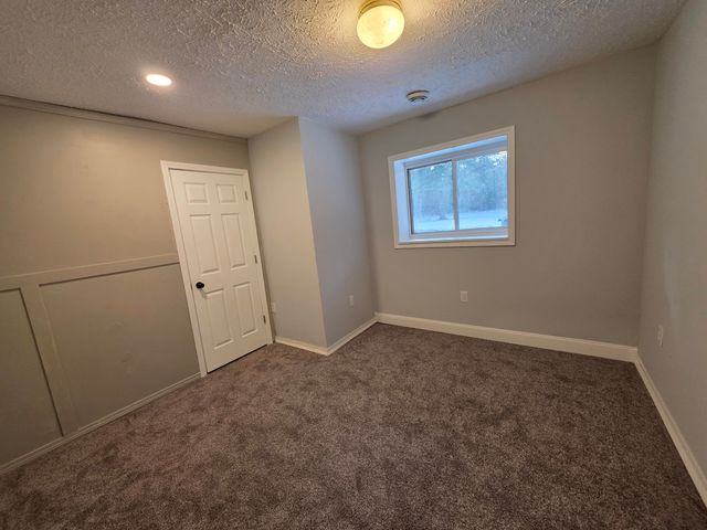 3696 S Locust Avenue, Newaygo, MI 49337