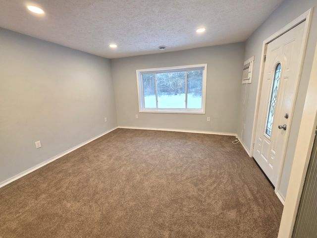 3696 S Locust Avenue, Newaygo, MI 49337