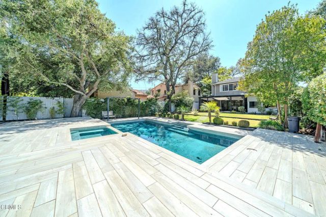 4330 Bel Aire Drive, La Canada Flintridge, CA 91011