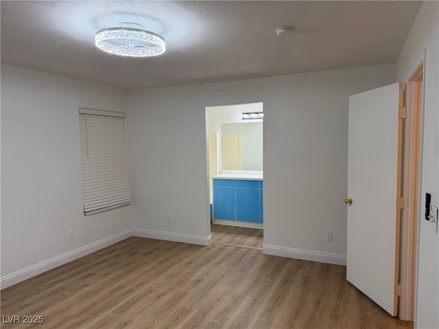 8608 Hidden Pines Avenue, Las Vegas, NV 89143