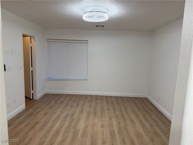 8608 Hidden Pines Avenue, Las Vegas, NV 89143