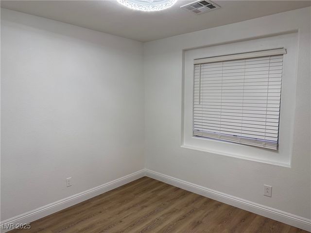 8608 Hidden Pines Avenue, Las Vegas, NV 89143