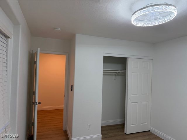 8608 Hidden Pines Avenue, Las Vegas, NV 89143