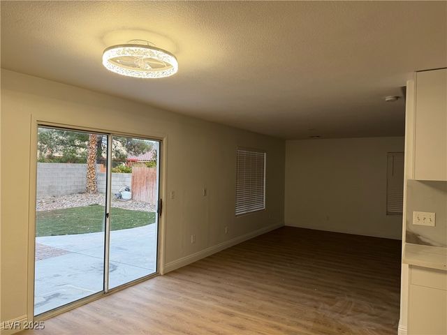 8608 Hidden Pines Avenue, Las Vegas, NV 89143