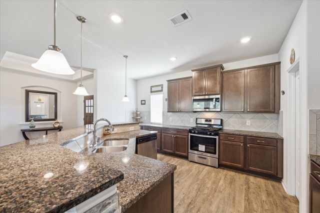 6248 Rolling Hills Road, Conroe, TX 77303