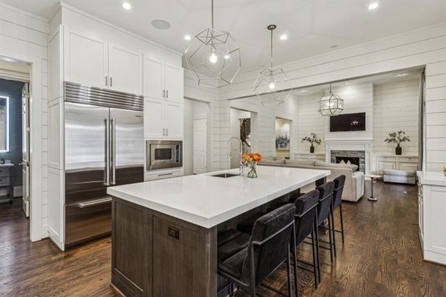 305 Forrest Lake Drive, Sandy Springs, GA 30327