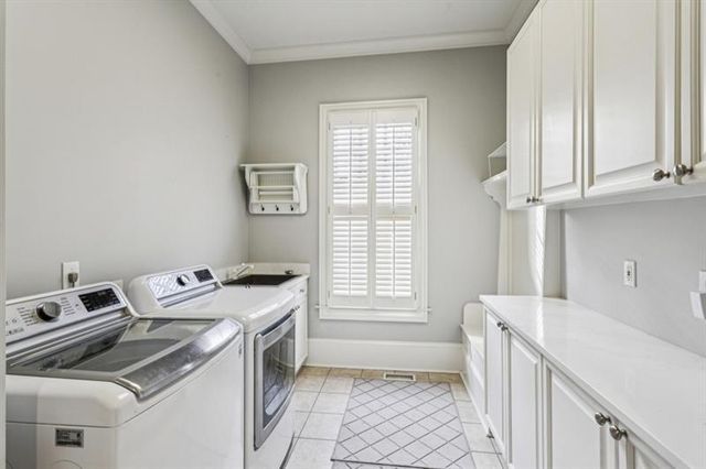 305 Forrest Lake Drive, Sandy Springs, GA 30327