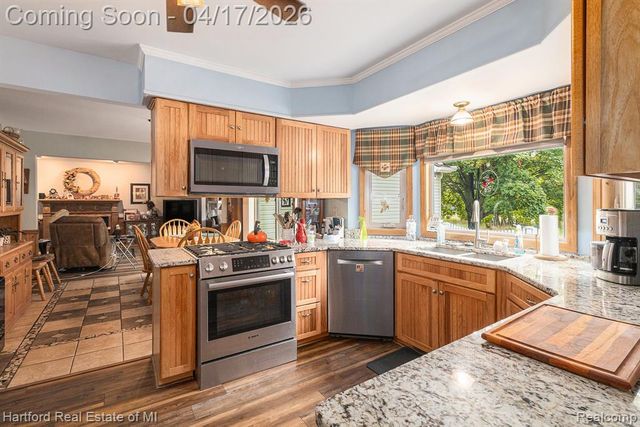 4097 Cherry Garden Drive, Commerce Twp, MI 48382