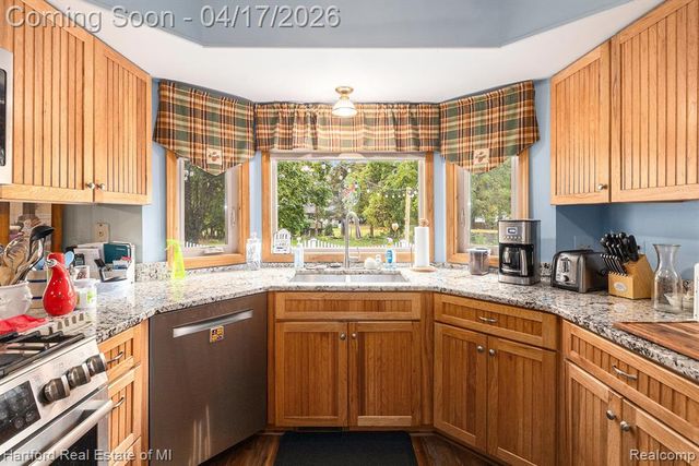 4097 Cherry Garden Drive, Commerce Twp, MI 48382