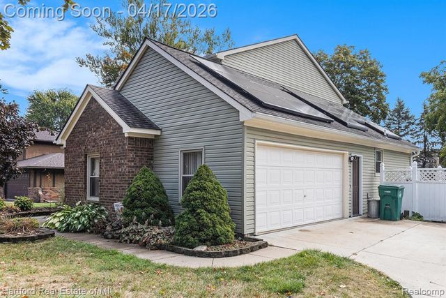 4097 Cherry Garden Drive, Commerce Twp, MI 48382