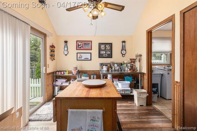 4097 Cherry Garden Drive, Commerce Twp, MI 48382