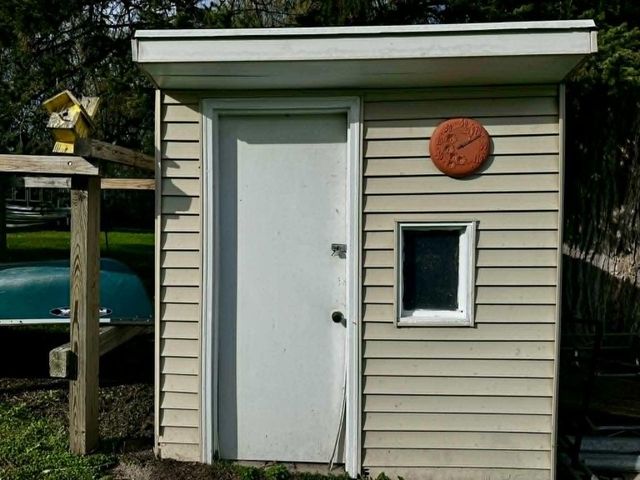 N9384 Idle Hour Drive, Randolph, WI 53956