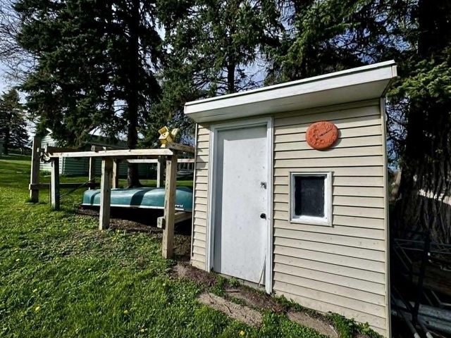 N9384 Idle Hour Drive, Randolph, WI 53956