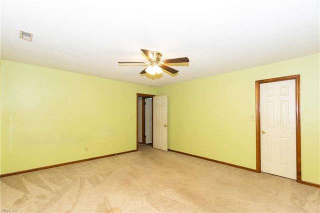 853 Ventnor DR, Newport News, VA 23608