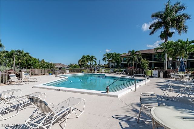 513 Seaview CT P3, Marco Island, FL 34145
